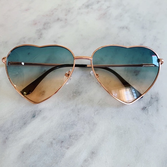 Accessories - Heart Shaped Sunglasses